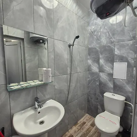 студио лазур بوموري