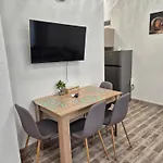 студио лазур * بوموري